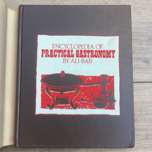 1st‎ Ed/Prt Encyclopedia of Practical Gastronomy - Picture 10 of 15